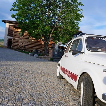 Maison d'hôtes Agriturismo Cascina Sciulun à Monforte dʼAlba Extérieur photo