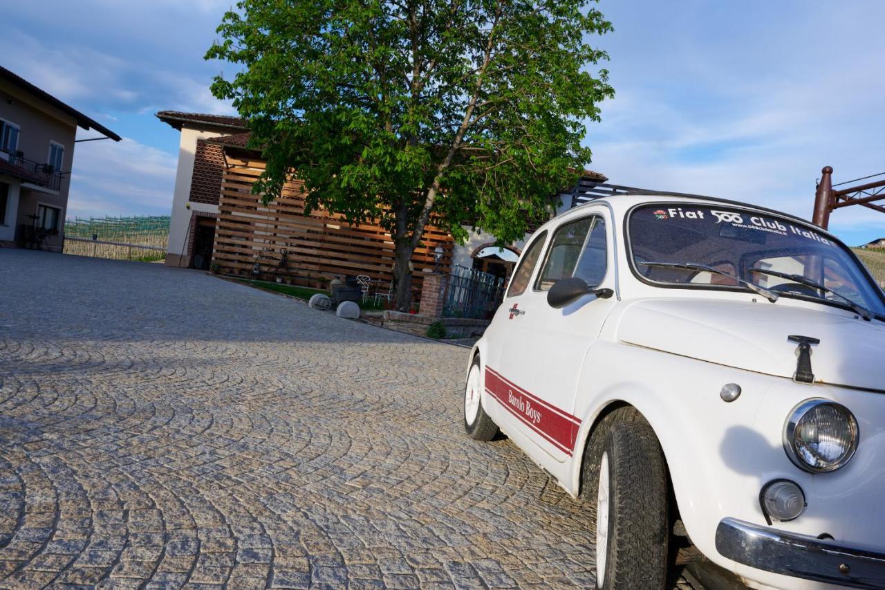 Maison d'hôtes Agriturismo Cascina Sciulun à Monforte dʼAlba Extérieur photo